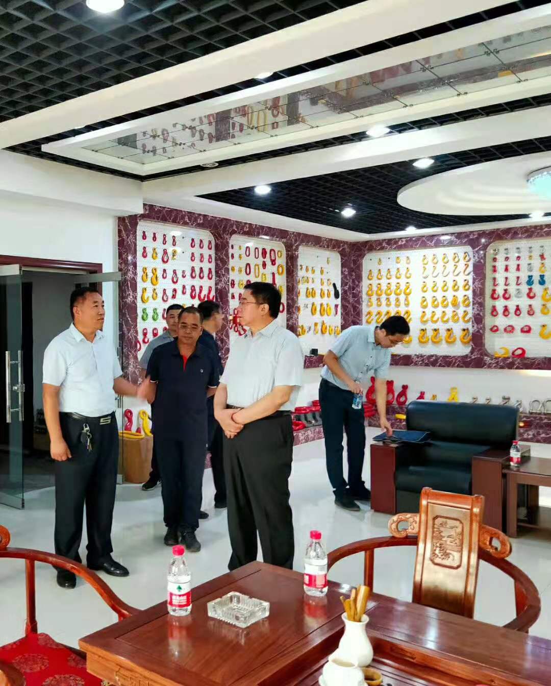 日韩欧美猛交XXXXX无码